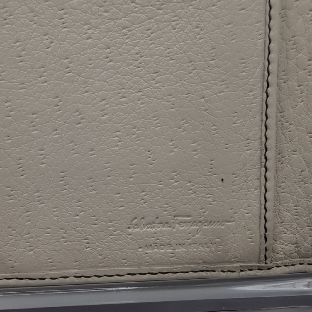 Salvatore Ferragamo Wallet - Picture 3 of 7